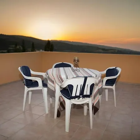 Mouttali Feriehus Paphos